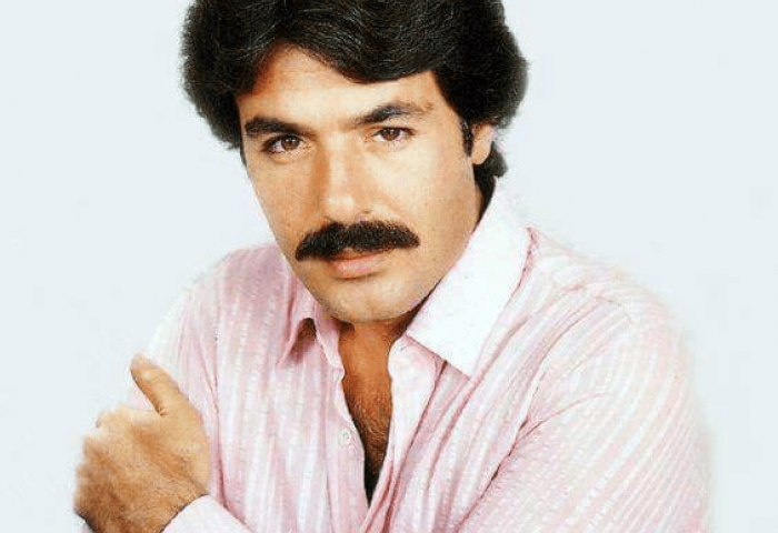 Ferdi Tayfur Kimdir?